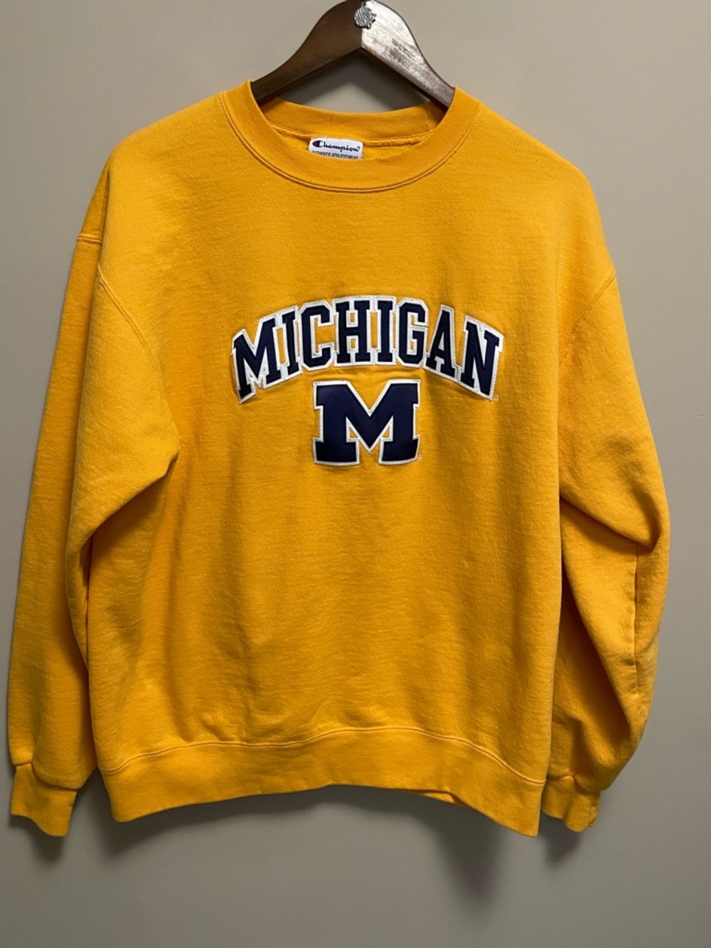 Champion Yellow Crewneck Sweatshirt Navy Michigan Wolverines Basketball Large